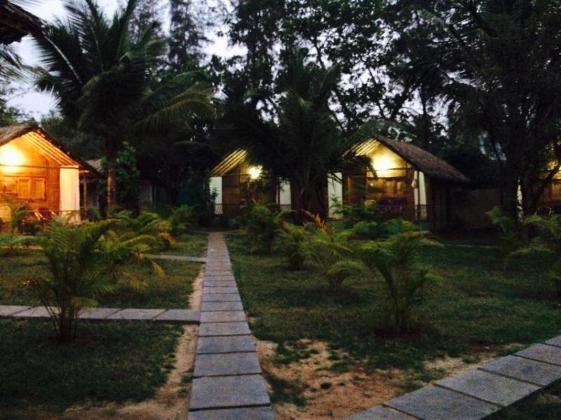 Tutti Garden Bungalows Hotel Mormugao Bagian luar foto